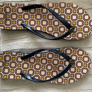 Tory Burch Spring 2018 flip flop